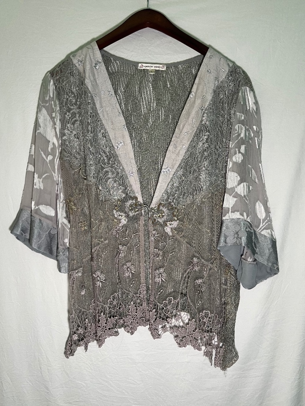 Spencer Alexis kimono jacket. Size Large